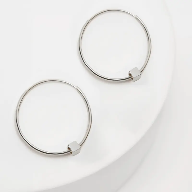 Solid as a Block oorbellen zilver groot